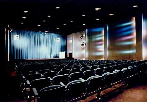 تعطیلی سینماهای سراسر کشور از عصر جمعه