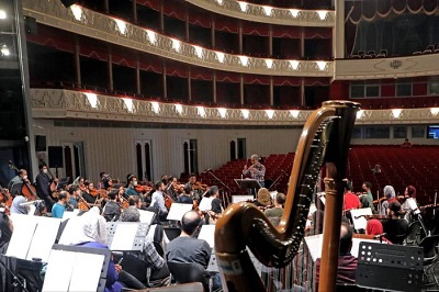 ارکستر ملی ایران در مسکو روی صحنه رفت